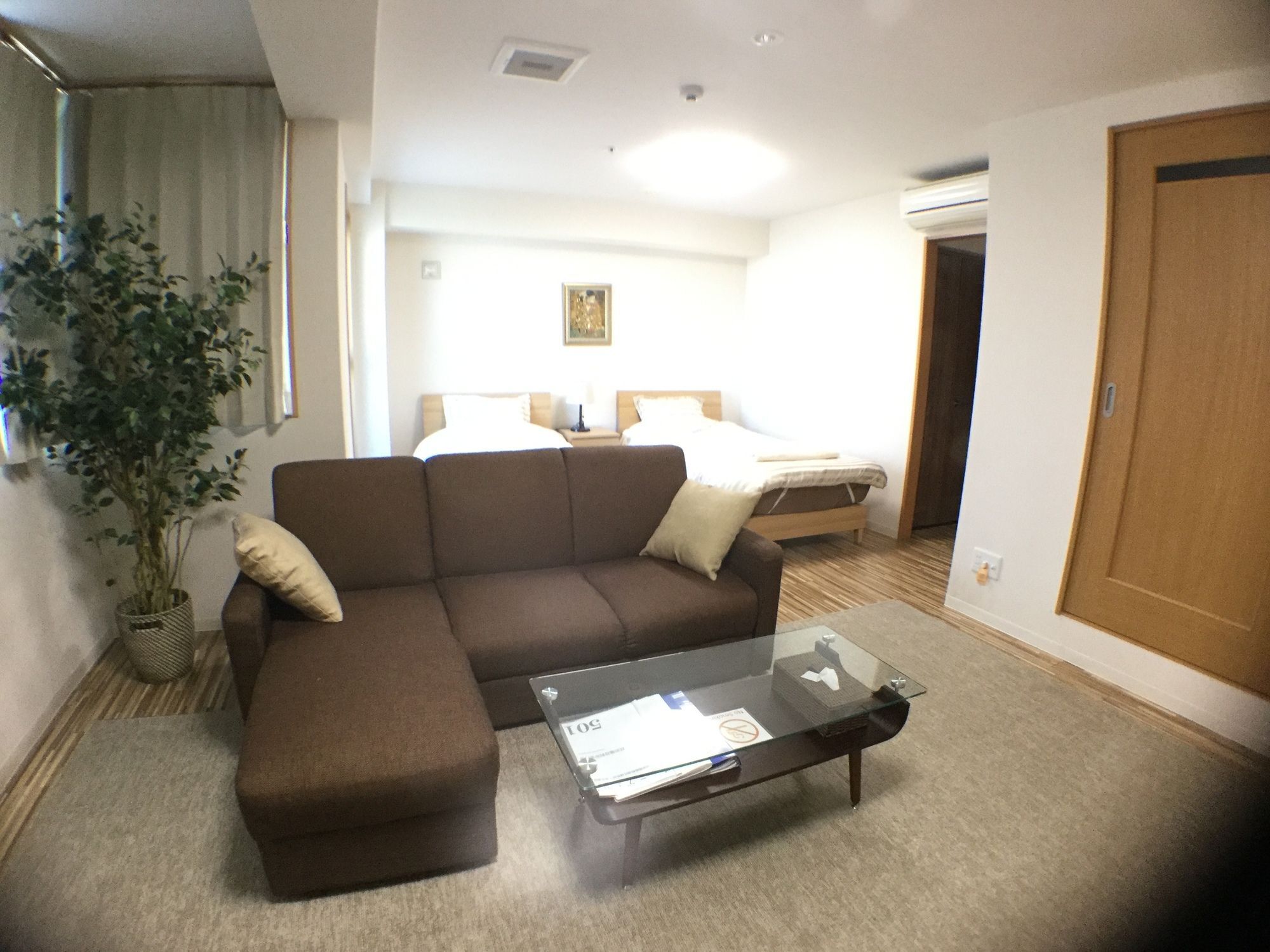 Yeah Room Cube Uemachidai Oszaka Kültér fotó